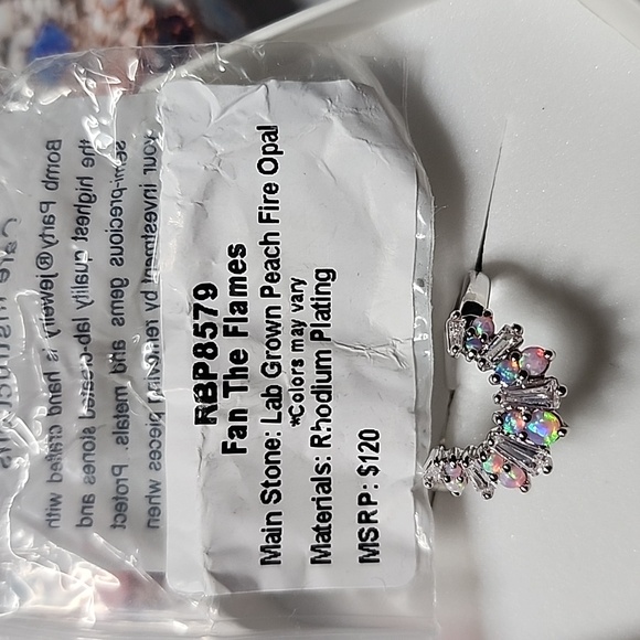 Bomb Party Ring size 9 - Picture 3 of 3